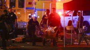 Sube a más de 400 cifra de heridos por tiroteo en Las Vegas, con 50 muertos