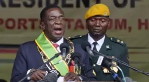 Mnangagwa ya juró como presidente