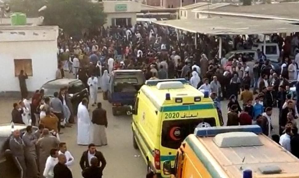 Elevan a 305 los muertos en la masacre contra una mezquita en Sinaí egipcio