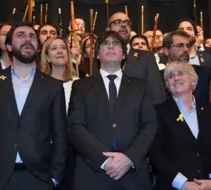 Puigdemont con apoyo de 200 alcaldes independentistas