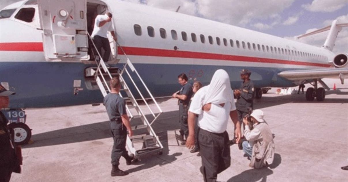 Repatrían a 24 dominicanos interceptados al noroeste de Puerto Rico