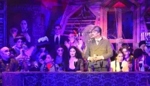 “La Familia Addams”, un derroche de talento en escena