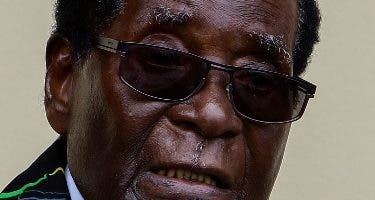 Robert Mugabe no se va y pide  normalidad