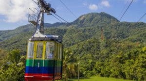 Teleférico construido en  1974, con capacidad para 20 usuarios.