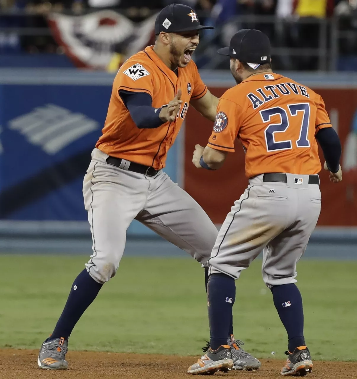 Latinos fueron claves en victoria de los Astros