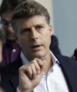 Hal Steinbrenner dice en los Yanquis faltaba líder