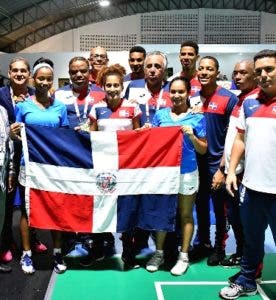 Bádminton termina con una plata y tres bronce