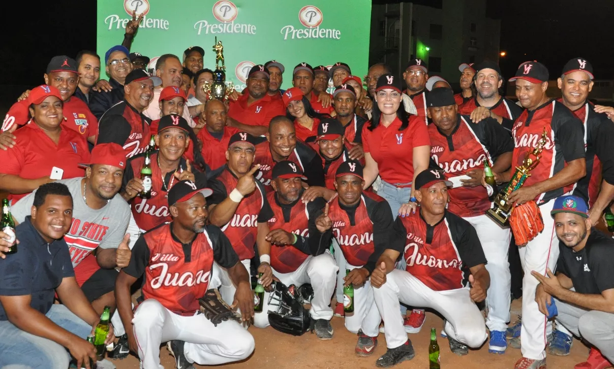 Villa Juana es doble campeón de softbol