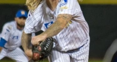 Navegantes frenaron a Leones en Venezuela