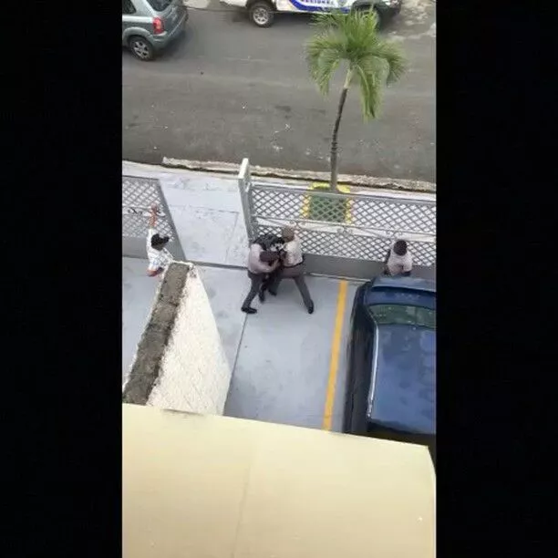 Policías matan joven que desarmó a uno de sus agentes en Miraflores