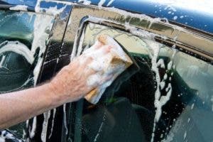 Mayor de la Policía apresa lavadores de carros todas las tardes