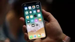 Lo bueno y lo malo de iPhone X: qué dicen las primeras críticas del nuevo teléfono de Apple