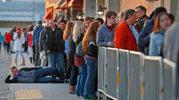 ¿Por qué muchos negocios adelantan el Black Friday en Estados Unidos?