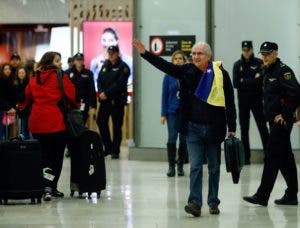 Antonio Ledezma llega a Madrid y pide a la oposición venezolana hacer «autocrítica»