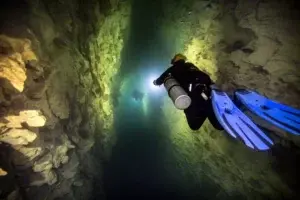 Conferencia y documental «Cuevas sumergidas de la República Dominicana» en el Museo Nacional de Historia Natural