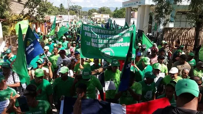 Colectivo Marcha Verde pide cárcel para Tommy Galán y Temístocles Montás en San Cristóbal