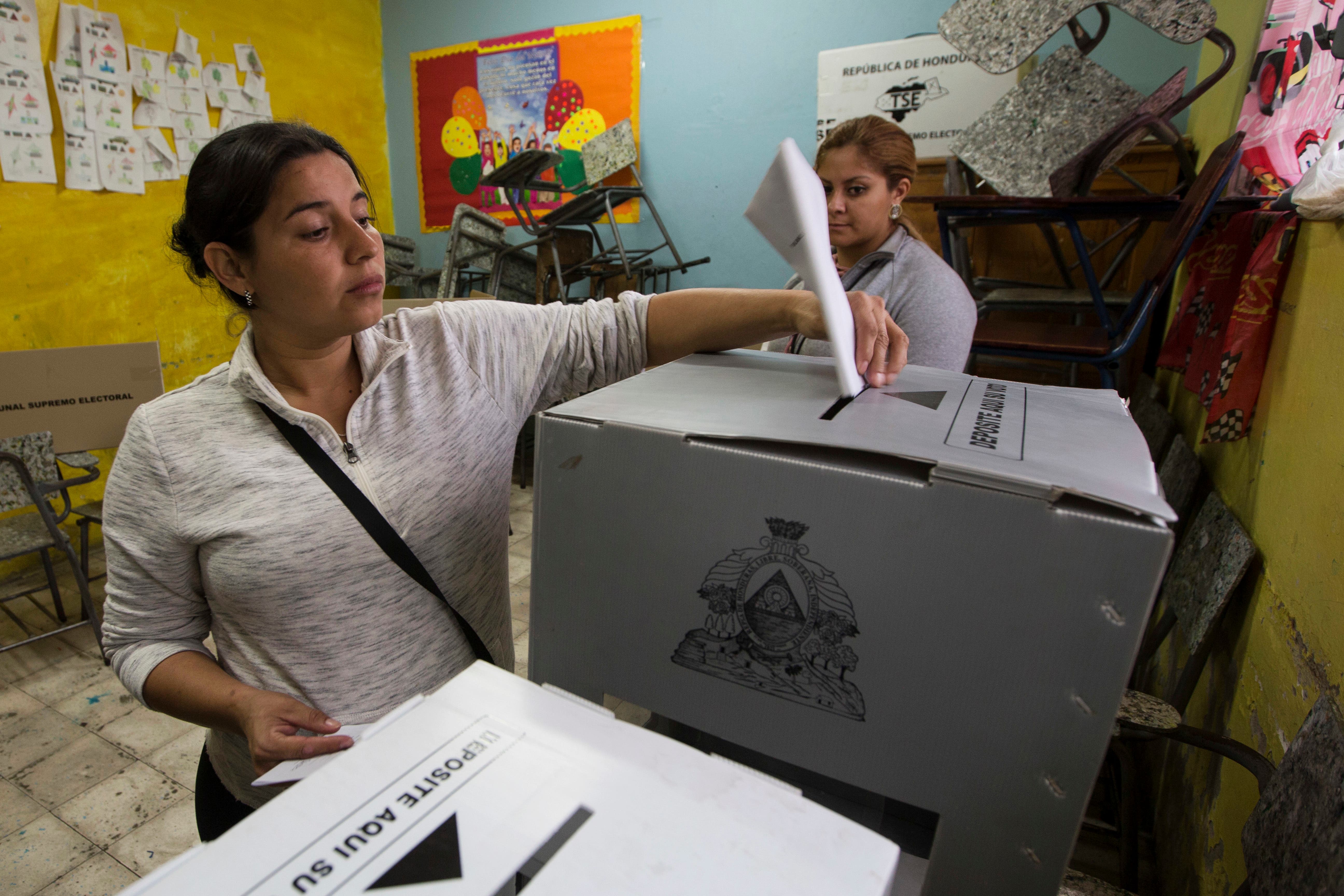 Comienzan las elecciones en Honduras con un llamamiento a votar