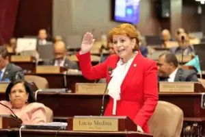 Diputada Lucía Medina aclara no se ha concedido permiso para explotación minera en San Juan