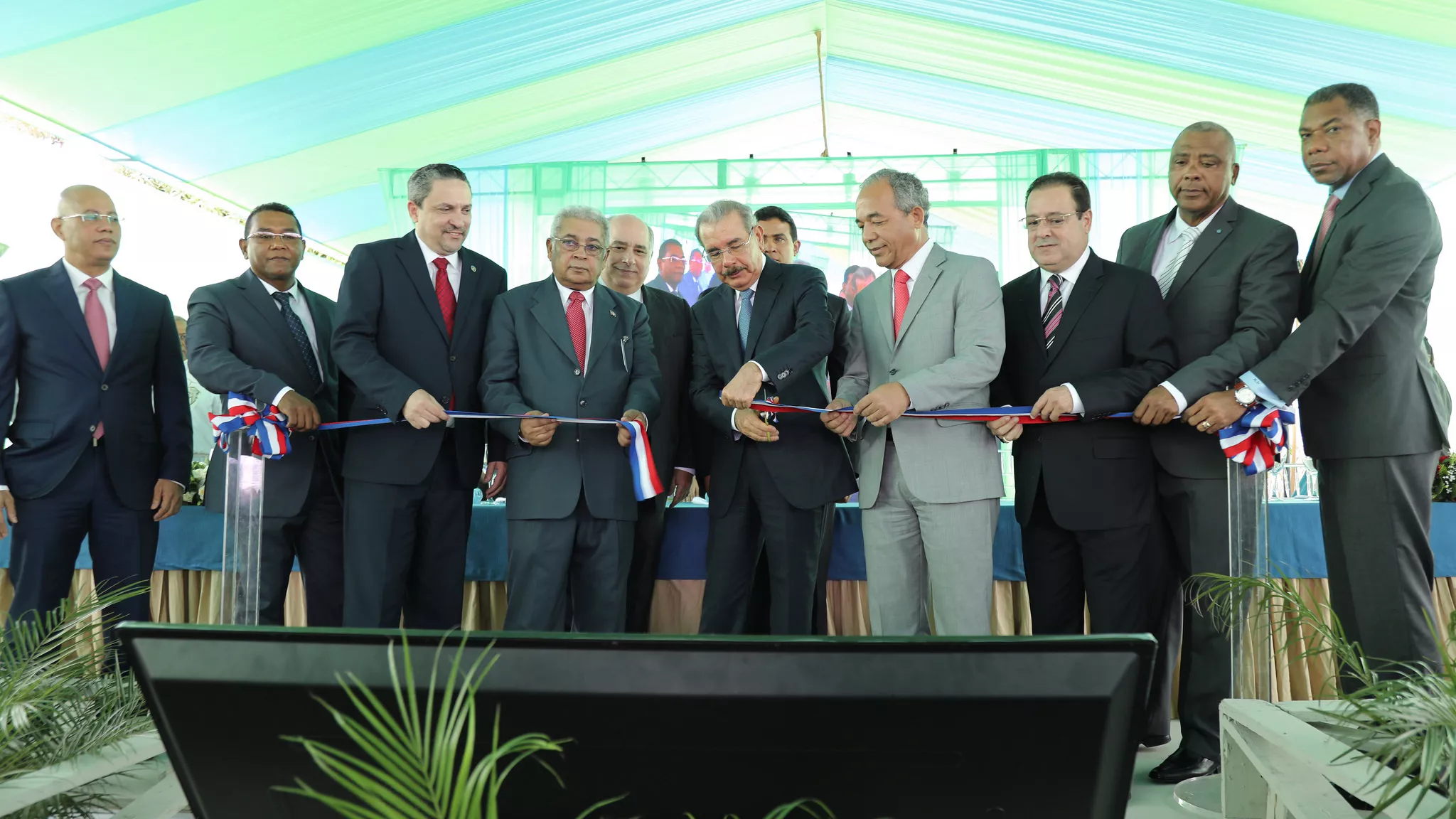 Danilo Medina inaugura Centro de Control de Energía de la ETED