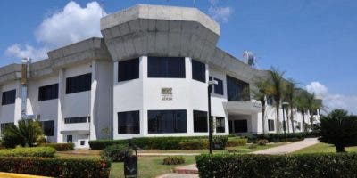 IDAC capacitará técnicos haitianos que operarán torre de control en Puerto Príncipe