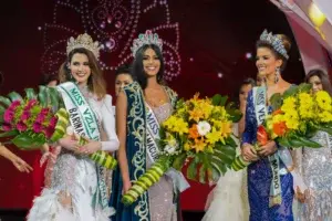 La morena Sthefany Gutiérrez gana la corona del Miss Venezuela 2017