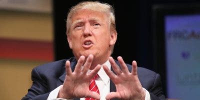 Trump dice que es “inaudito” y “quizás ilegal” que su abogado le grabase