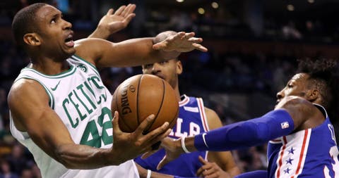 Celtics acaban año con mejor marca en el Este; Rockets rompen racha perdedora