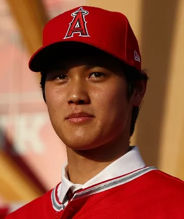 Ohtani, lanzador y designado Anaheim