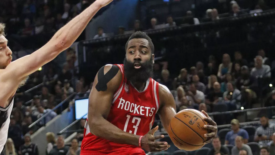 Harden y Rockets siguen imparables; Cavaliers recuperan camino ganador