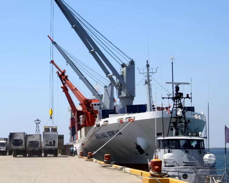 El desarrollo aun no llega al puerto de Manzanillo