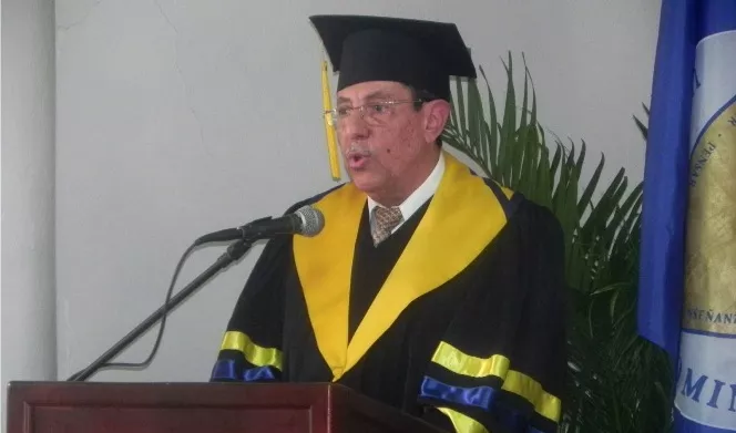 academico-llama-a-unar-esfuerzos-y-voluntades-para-ponerle-un-valladar-a-la-corrupccion-en-el-pais