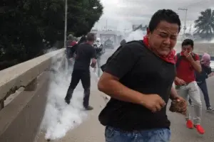 Continúan protestas en Honduras por crisis política tras reñidos comicios