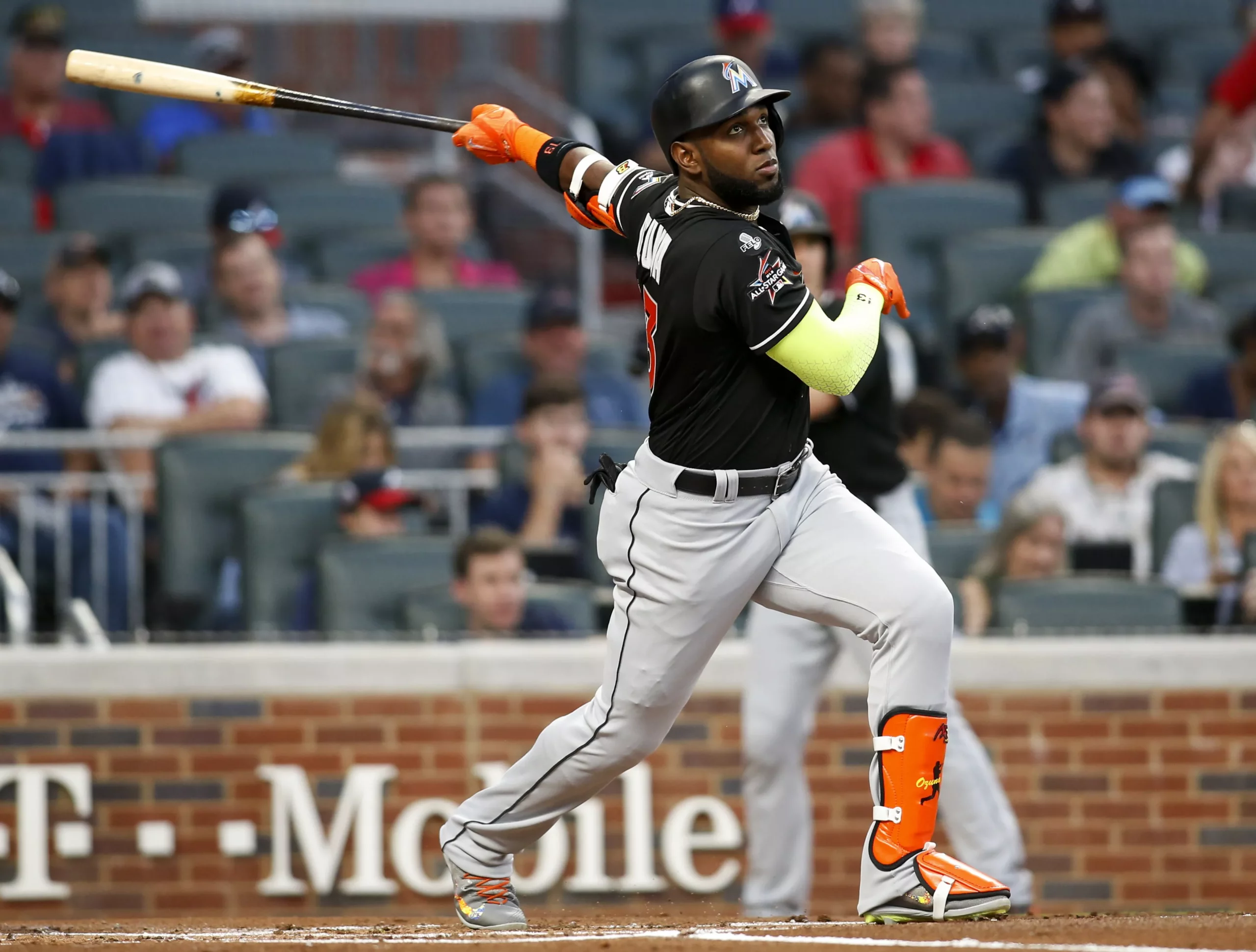 Cardenales adquieren a Ozuna en canje con Marlins