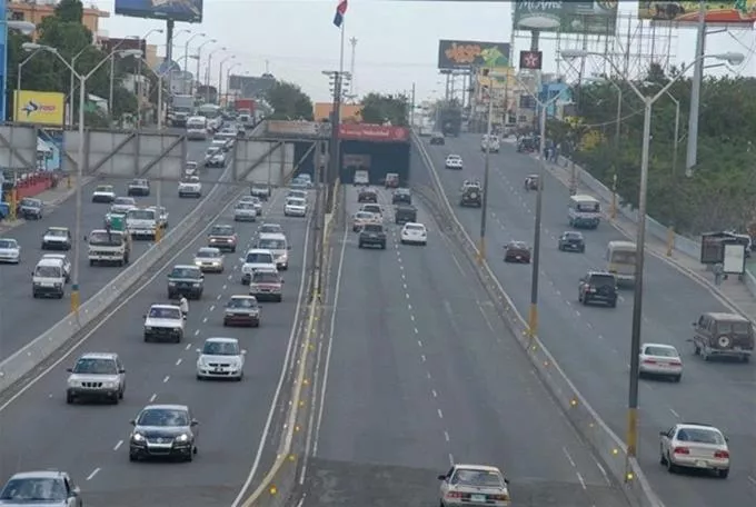 Obras Públicas cerrará a partir del martes túneles y elevados por mantenimiento