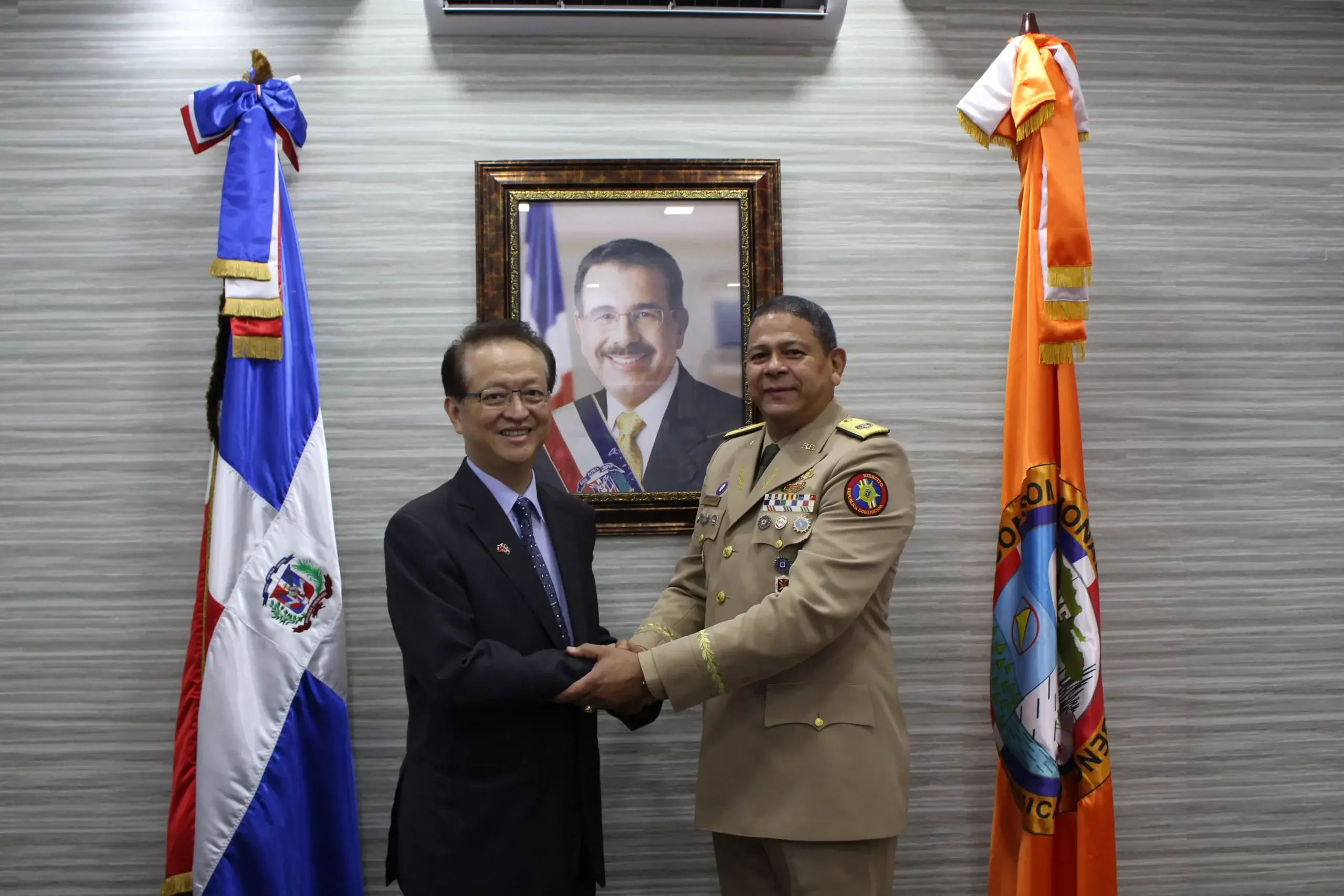 Embajador de Taiwán visita instalaciones de la Defensa Civil