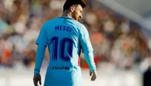 Messi reencuentra el gol pero el Barcelona tropieza de nuevo