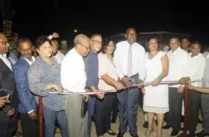 Inauguran boulevar-parque en Invicea de Santo Domingo Este