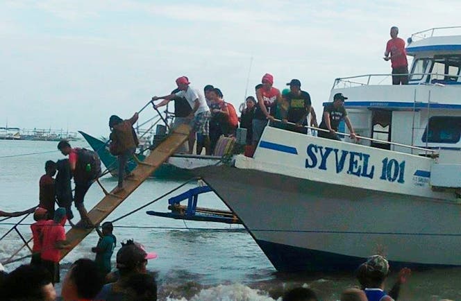 Filipinas: 4 muertos y 7 desaparecidos al hundirse un ferry