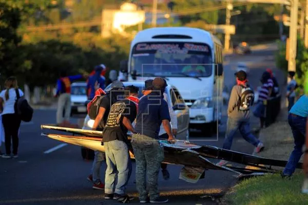 Policías especiales declaran huelga de brazos caídos en Honduras por crisis