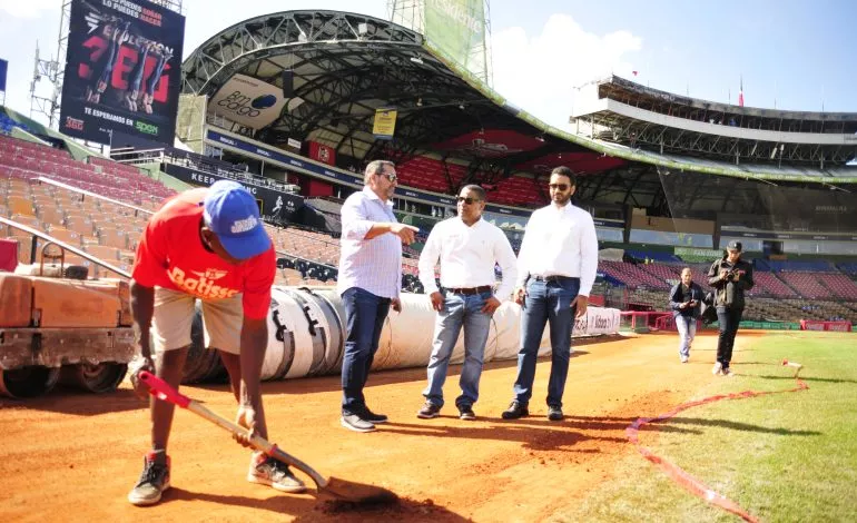 Junior Noboa afirma terreno del Quisqueya está listo para jugar