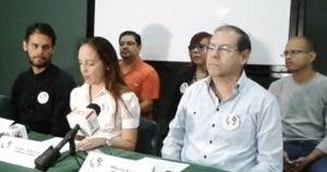 Venezolanos buscan regularización