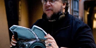 Guillermo del Toro obtiene 13 nominaciones al Oscar