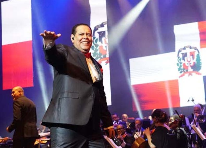 Fernando Villalona ofrecerá concierto sinfónico en el Teatro Nacional