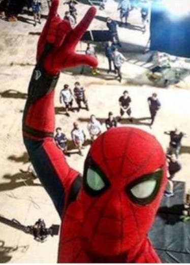 ‘Hombre araña’  cae de edificio tras hacerse selfie
