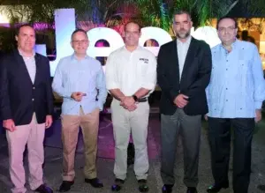 Marca de automóviles Jeep con noche de maridaje