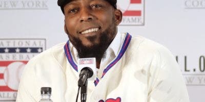 Vladimir Guerrero resalta la importancia de los torneos de béisbol de categorías menores