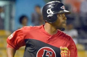 El Escogido retira el 44 de Wilkin Castillo