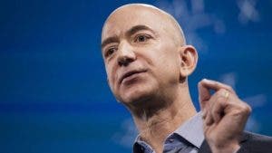 Cómo Jeff Bezos, el dueño de Amazon, se convirtió en «la persona más rica de la historia» (y superó a Bill Gates)