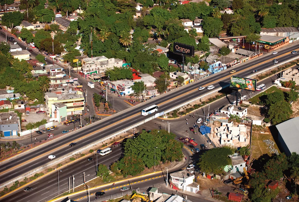 Obras Públicas cerrará elevados y túneles por mantenimiento a partir de esta noche