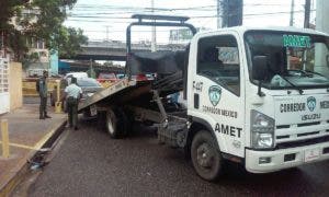 AMET ha retenido más de 400 vehículos sin marbete en Santo Domingo